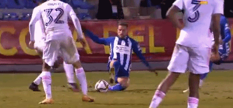 U21女排世锦赛：中国女排强势晋级，与美国队的巅峰对决锁定小组第一