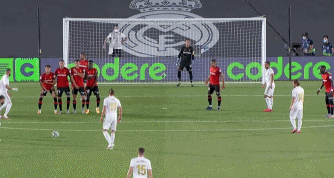 快船惜败森林狼，哈登独砍34分撑场，伦纳德下半场失常，其余球员表现低迷