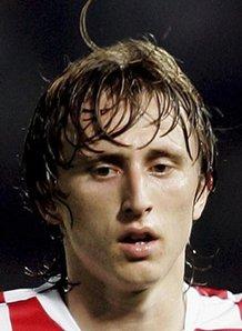 浮嶋敏：邝兆镭没出场是因为轮换；每场比赛我们都全力争胜