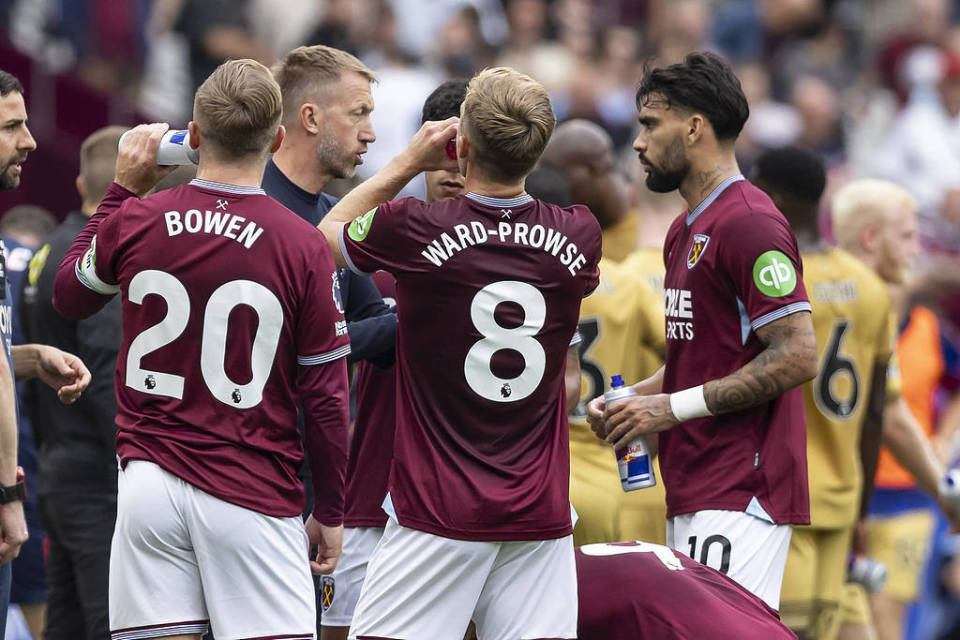 官方：阿森纳签下16岁金特罗兄弟，两人于2027年正式加盟