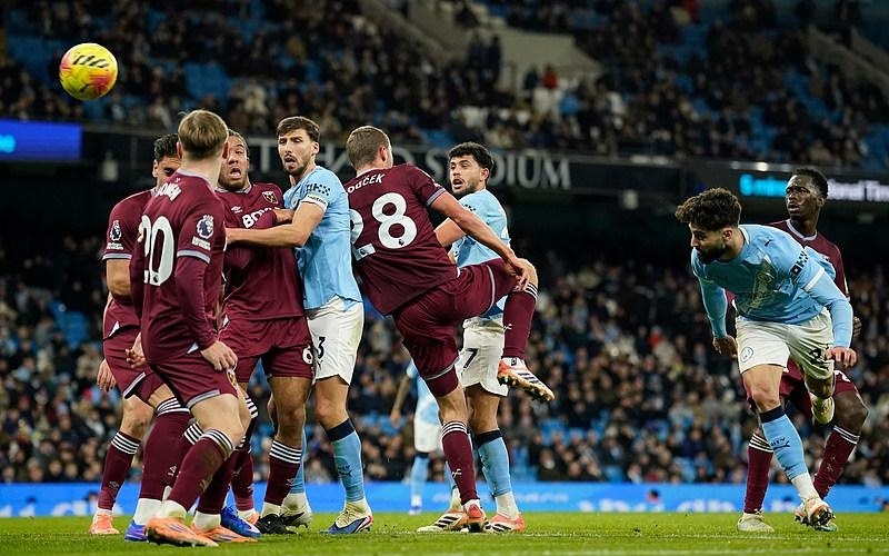 战术大师阿隆索巧解贝林厄姆定位难题，皇马中场重焕新生